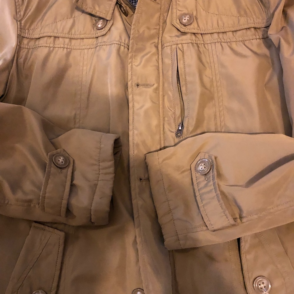 Light weight jacket - Picture 3 of 4